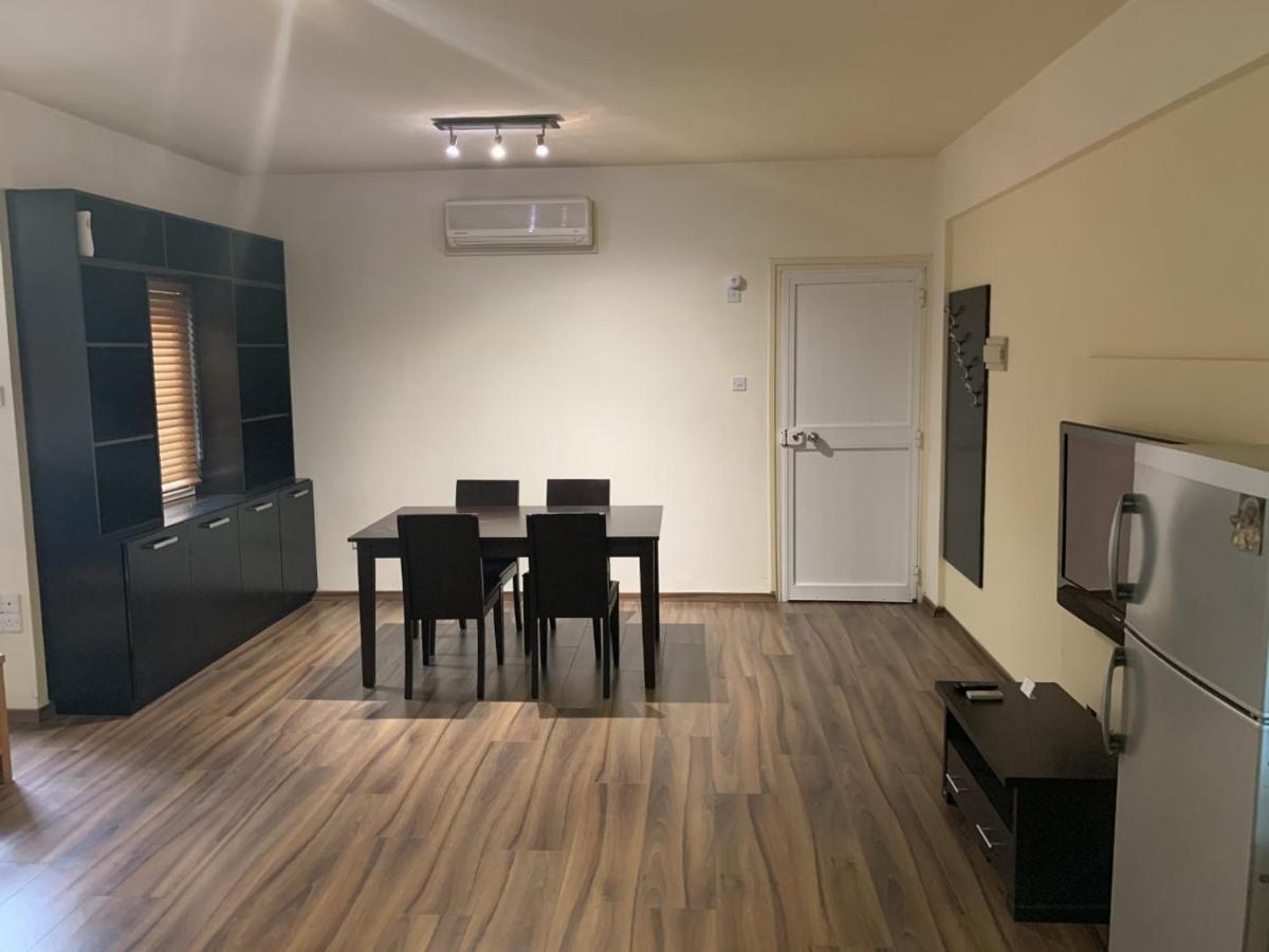 Kika Court 2 Apartment Paralimni Exterior foto